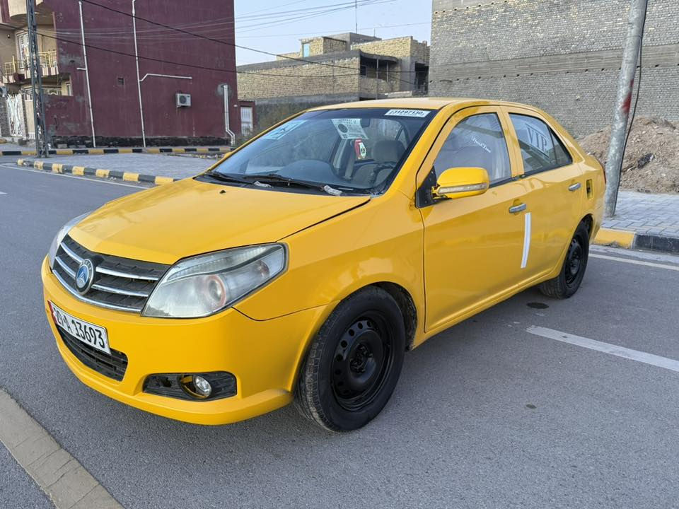 اللهم صلي على محمد وال محمد 
جيلي MK2012 رقم واسط دولي مكينه كورلا 1600كير عادي السياره منظومه غاز 60لتر تبريد ثلج حداده كامله تخم تاير جديد كهربائيات شغاله مكاني الكوت السعر 38وبيها مجال ‭
‭٠٧٨٨ ٤٦٦ ٦٠٧٦
