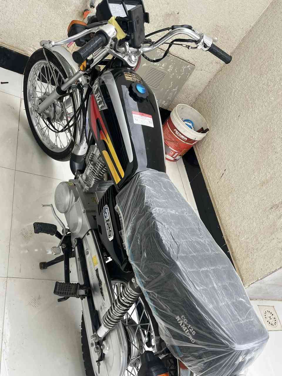 لام عليكم دراجه نامه شلامجه عينه ولايت بدون اوراق كفاله دراجه نضيفه معدل وشلعه سعر دراجه 850 وبيه مجال عنواني ميسان رقمي *********** المو شراي. لي خابر
