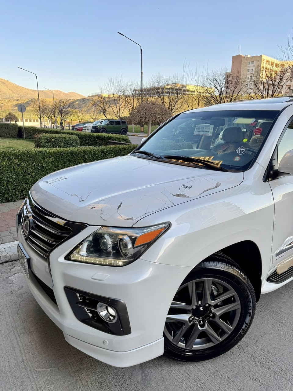 Lexsus _LX570_ 2015 _ 80,000km🪬
اللَّهُمَّ صَلِّ عَلَى مُحَمَّدٍ وَعَلَى آل مُحَمَّدٍ

ليگزيز  موديل ٢٠١٥ (LX570)
سياره مواصفات (بريمي اصلي)
سياره ماشيه (80,000) كيلو
سياره مكفوله كفاله عامه كلشي
بدون صبغ + بدون بارد + بدون حالوب
بدون + شخوت ماشاالله سياره جديد 

🧩سياره حتا غراضات موجود 
(هيدفونات + عرضيات + كل  موجود
داخل _ بيجي + ماشيه (٨٠) + موصفات بريمي + محرك 8 سلندر +

🎲مواصفات سياره
بصمه + النزيلاق + شغال + كشن جلد 
كشنات تدفيه + كاميرات + ثلاجه + زينون
باب وراء شفط +نظام ايكو + سبورت +

🪬محرك و گير كل بشرت
ما مفتوح بشرت 
سياره حيل جديد نظيفه كلشي عاي بلادي 
سياره مابيها دينار مصرف 

🧿نظافه ١٠٠٪ كامل سيرفس بدون نقص و بدون مصرف سياره اي نقص مابيها
4 أيطارات جديدة تحتها
تاير وويل بيلادي شريكه
حتا تاير (دنلوپ) أصليه
نفسي

📍نفسي يوم /تحويل وكاله حاظر
مكان / داخل سليمانيه
سعر/475$ ورقه 
م/ ***********📲
