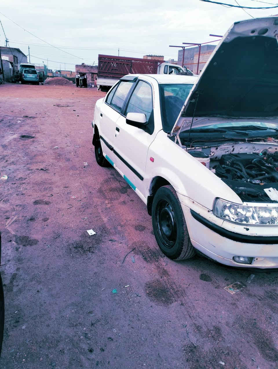 ساره سمند ناطق 2010رقم ذيقار ما مطلوبه شي تحويل ثاني وم
سعر32 سياره جاهزم من كلشي مكينه وكير وحداديه كله شرط ***********
