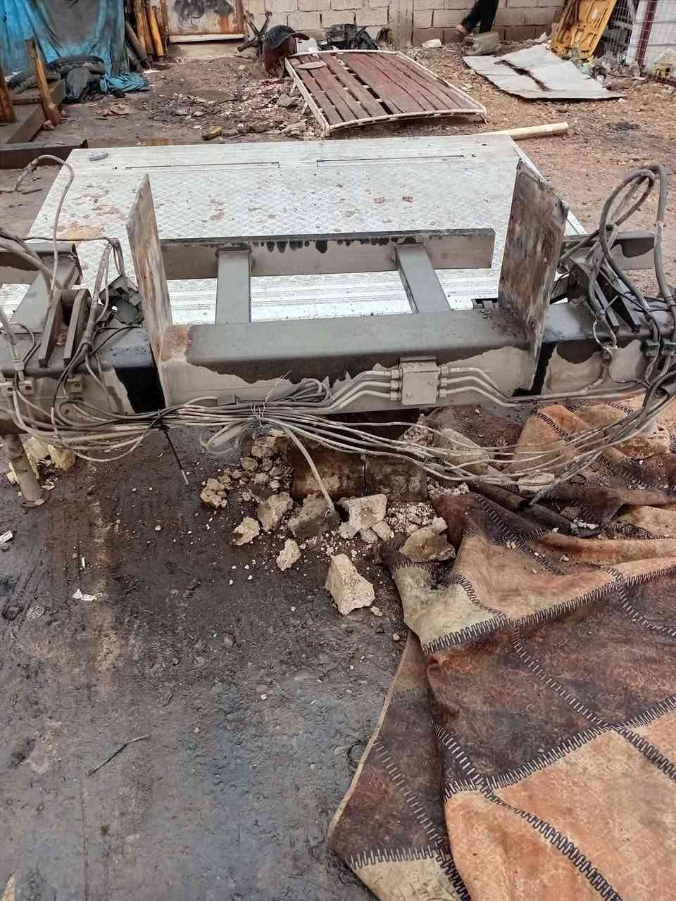 السلام عليكم اخوان باب للبيع مال اتيكو شغال كامل سعر 250 مكان بغداد


**إذا كنت صاحب هذا الإعلان وتريد حذفه لأي سبب، رجاءا أرسل رسالة إلى الدعم الفني**