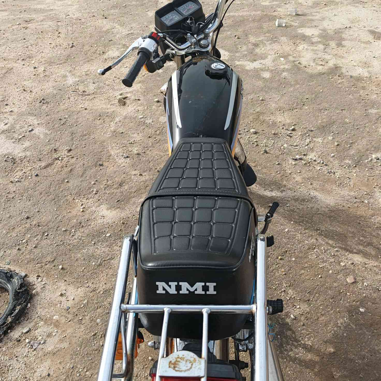 سلام عليكم دراجه ايراني نامه ادوات دراجه مكفوله سرقه دراجه كامله عينه ولايت كلشي شقال بيه اشاير رباعيه هورن صطاب خلفي كلشي شقال دراجه حلوه ومكفوله مال جناي دراجه متعوب عليه يشهد الله 
سعر 575 وبيه مجال 
مكاني بصره سفوان 
توصل ***********
