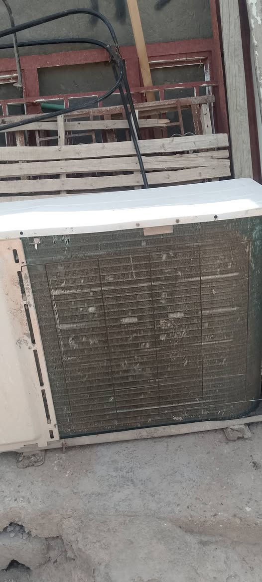 سبلت بانسونيك ٢طنين للبيع سعره 120الف**********************
