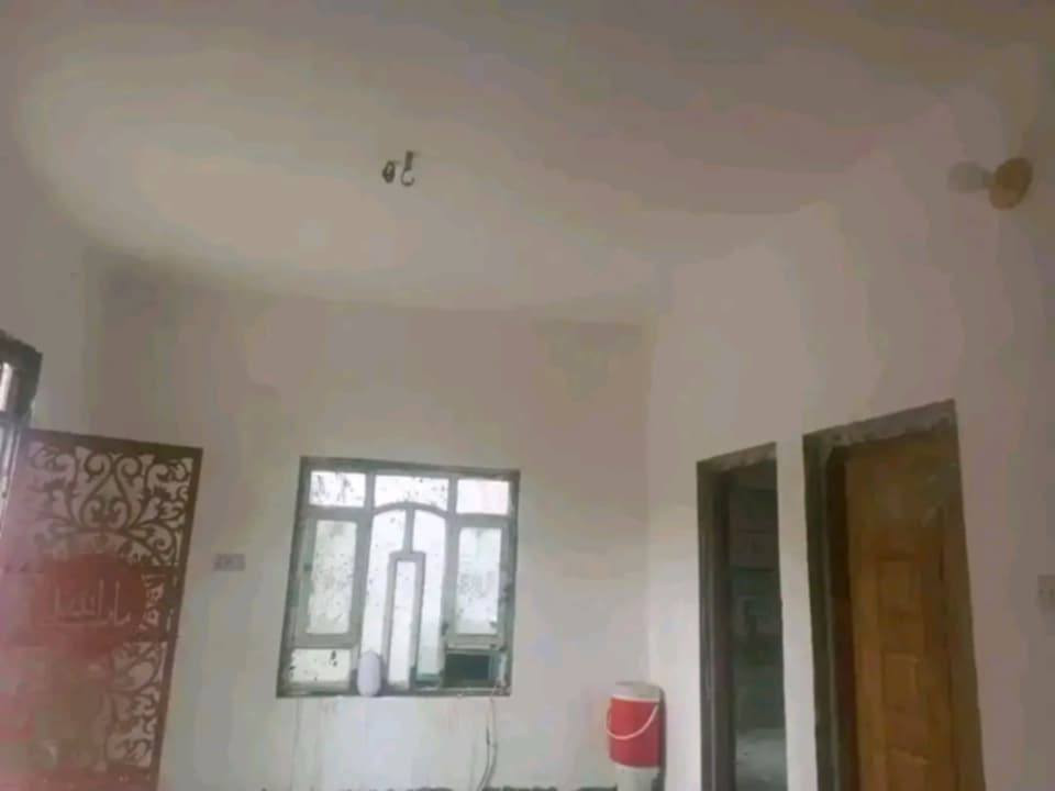 بيت للبيع بحي الأمين ثانيه  ما مسكون بسعر مناسب  غرفه النوم صاله مطبخ صحيات داخليه منور صحيات خارجيه  طارمه
للاستفسار مراسلة الصفحه


**إذا كنت صاحب هذا الإعلان وتريد حذفه لأي سبب، رجاءا أرسل رسالة إلى الدعم الفني**