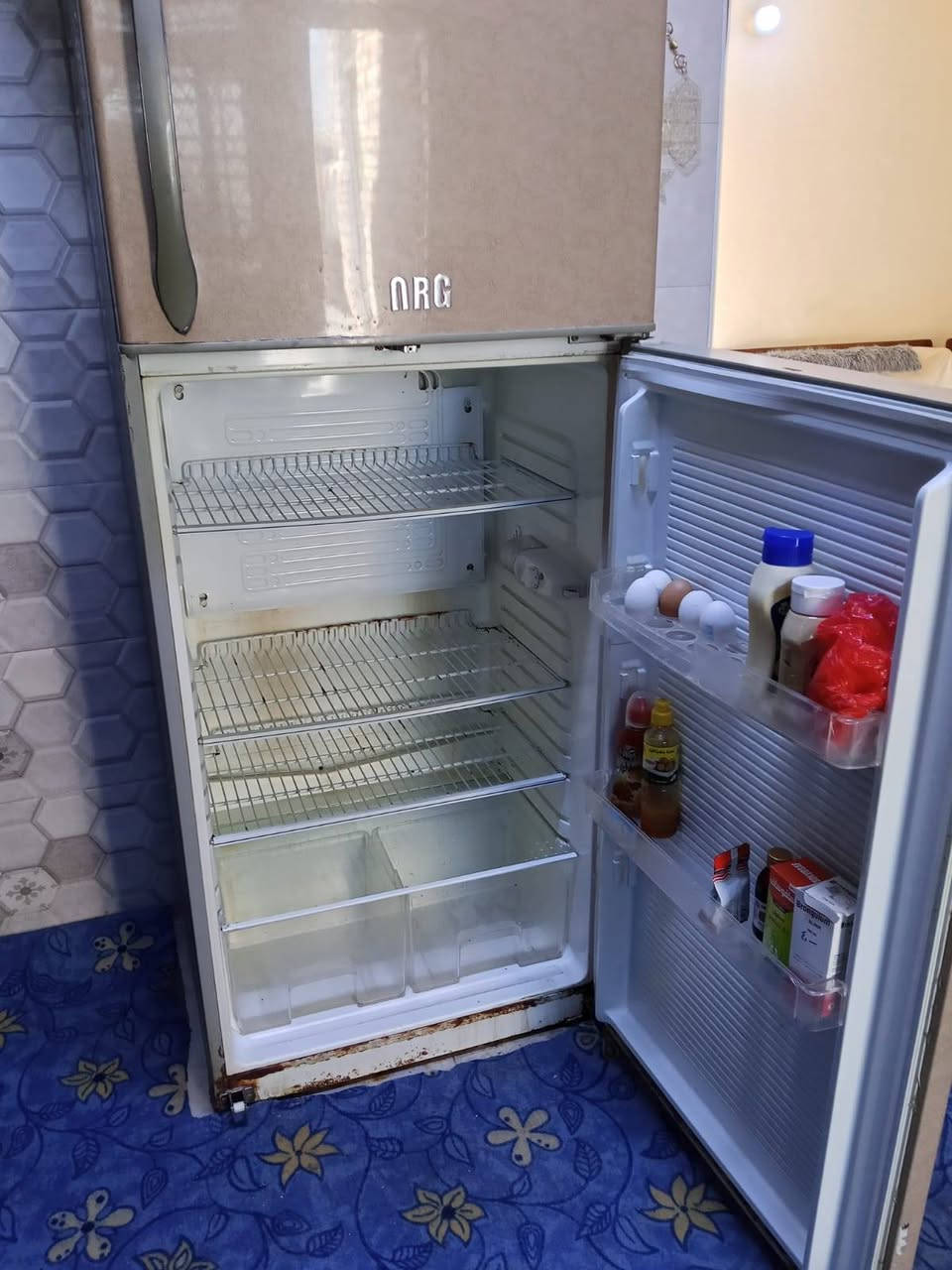 مكلفه بالنشر ثلاجه 18 قدم للبيع
السعر 350 وبيها مجال


**إذا كنت صاحب هذا الإعلان وتريد حذفه لأي سبب، رجاءا أرسل رسالة إلى الدعم الفني**