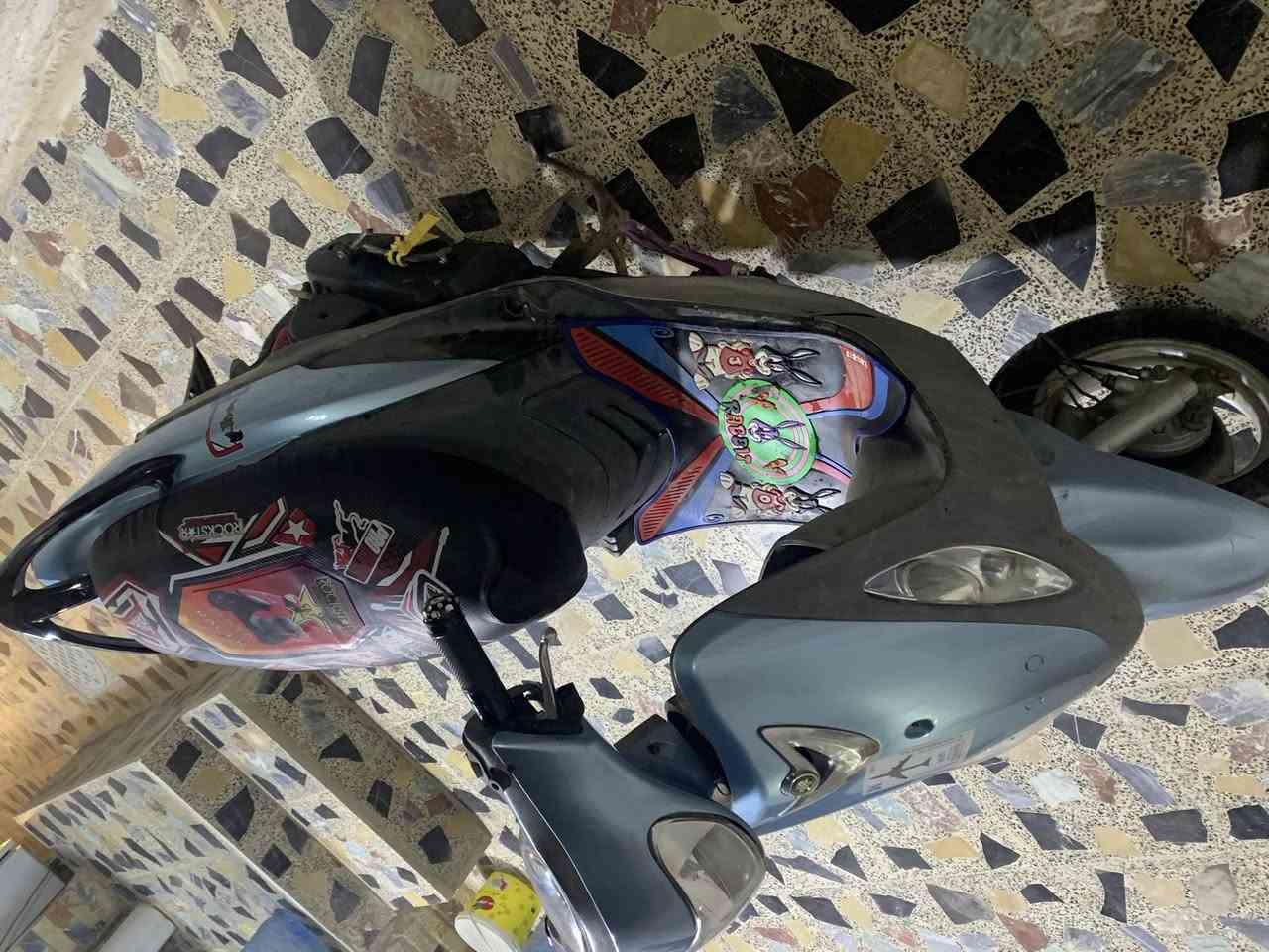 سلام عليكم عندي هاي دراجه قجمه مكفوله رايده مراوس بجهاز من ١٤ ابرر ماكس ونته صاعد ***********
