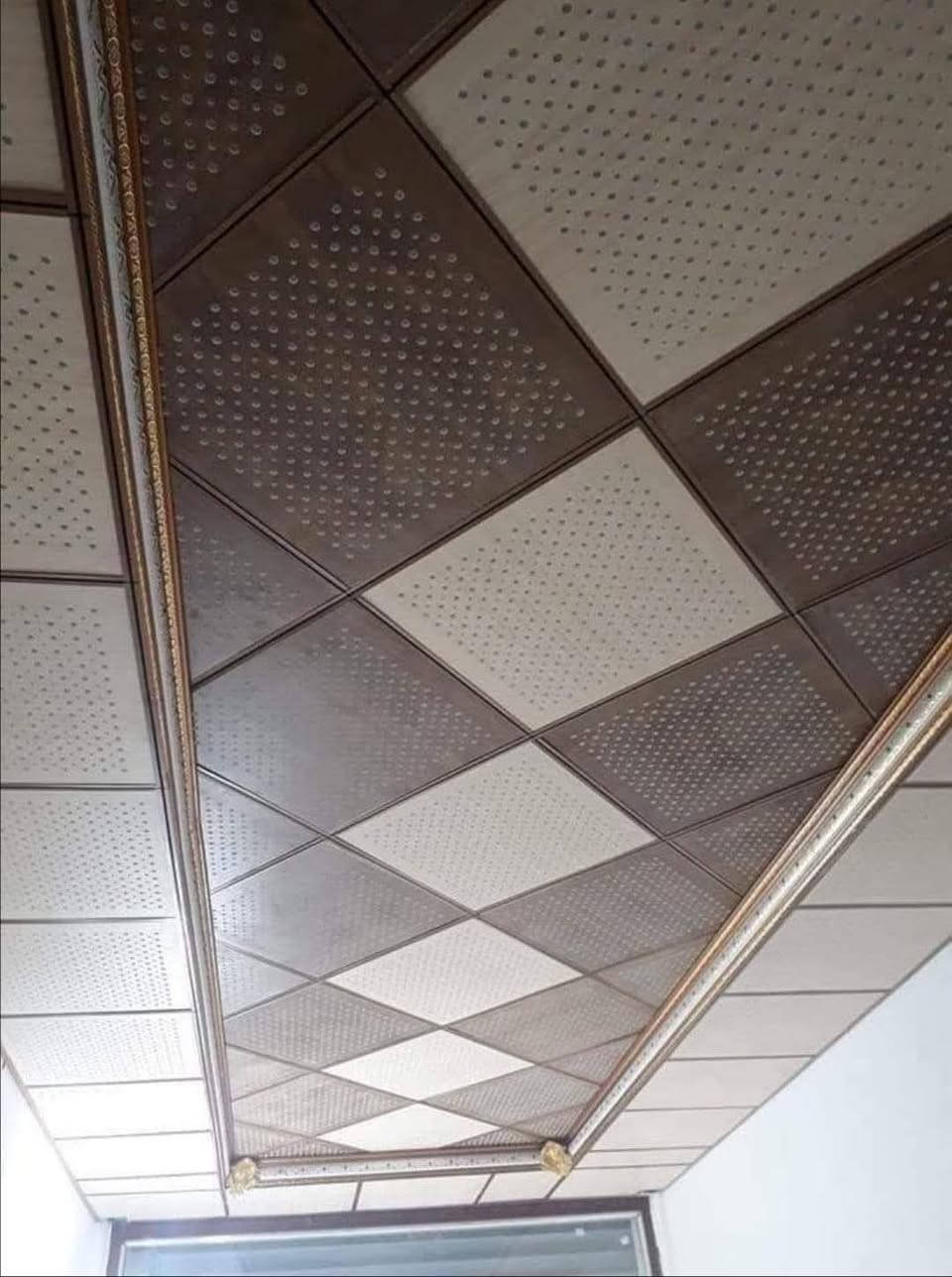 ابو انس للديكورات متفرغ ***********
