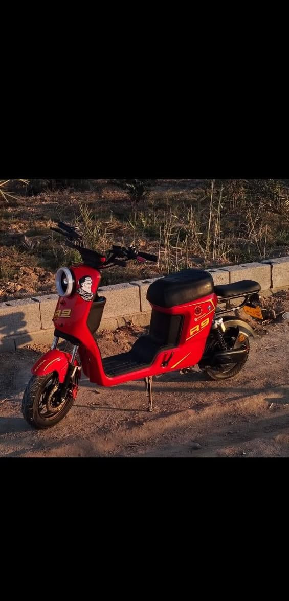 دراجة شحن نوع R9 جاهزة مابيه نقص السعر 350 و بيه مجال رقم ***********
