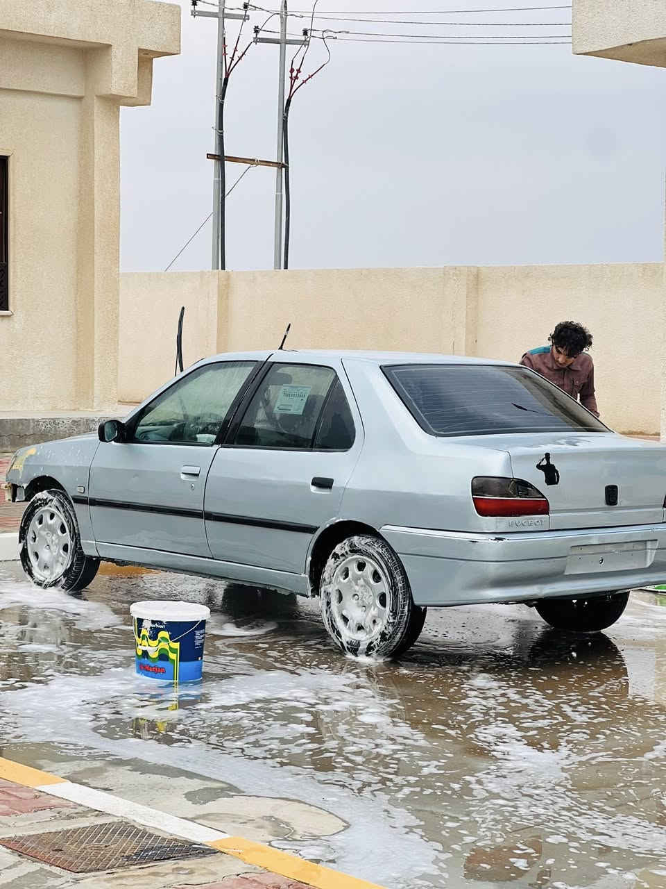 السلام عليكم ورحمة الله
للبيع او مراوس بملكه

السعر 29

بيجو 306مزاد داخليه  شرط الوكاله انتضر القرص اسبوعين يوصل وترقم 

وبيها كتاب مزاد تمشي بيه كل المحافظات ماعدى الاقليم

گير محرك شرط

صدر شرط

كهربائيات شرط

السياره مصبوغه عام جماليه

تايرات نص عمر

للاستفسار اتصل ***********
