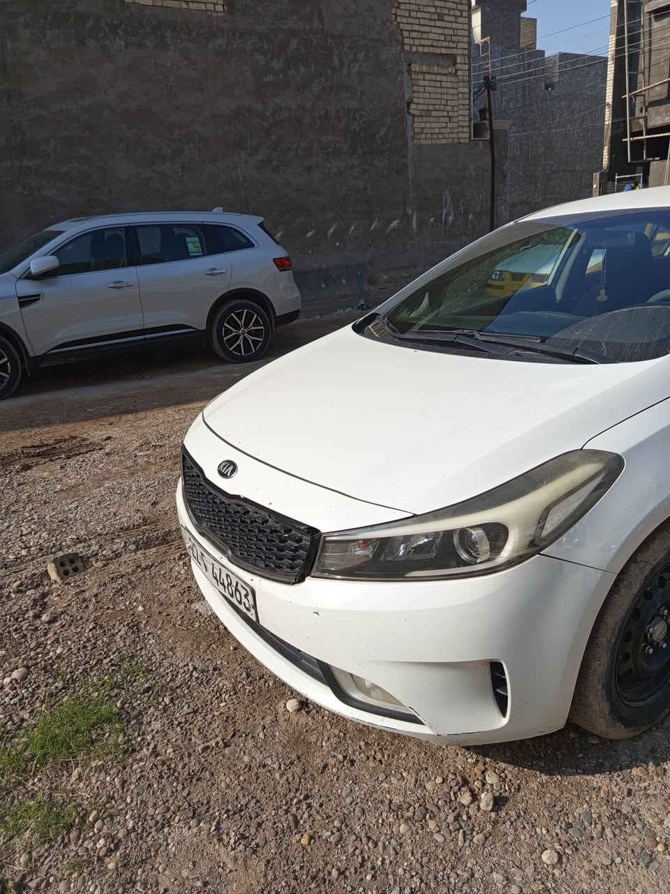 السلام عليكم 
كيا سيراتو موديل ٢٠١٨ مكفولة من الصبغ بيهه بارد السياره باسمي المكان بغداد الغزاليه السعر ١٣٨ وبيهه مجال حك الجيه للاستفسار الاتصال على الرقم 
***********

