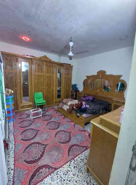 السلام عليكم  بيت زراعي مساحه ١٠٠ متر 
البيت كامل كل نقص مابي  مطبك شتايكر  كامل  بس البيتونه  السقف مالهه جينكو  العنوان حي الرئاسه شارع ٢٠ قرب مكتب الزعيم  سعره ٧٠ وبي مجال بسيط للإستفسار  ***********
