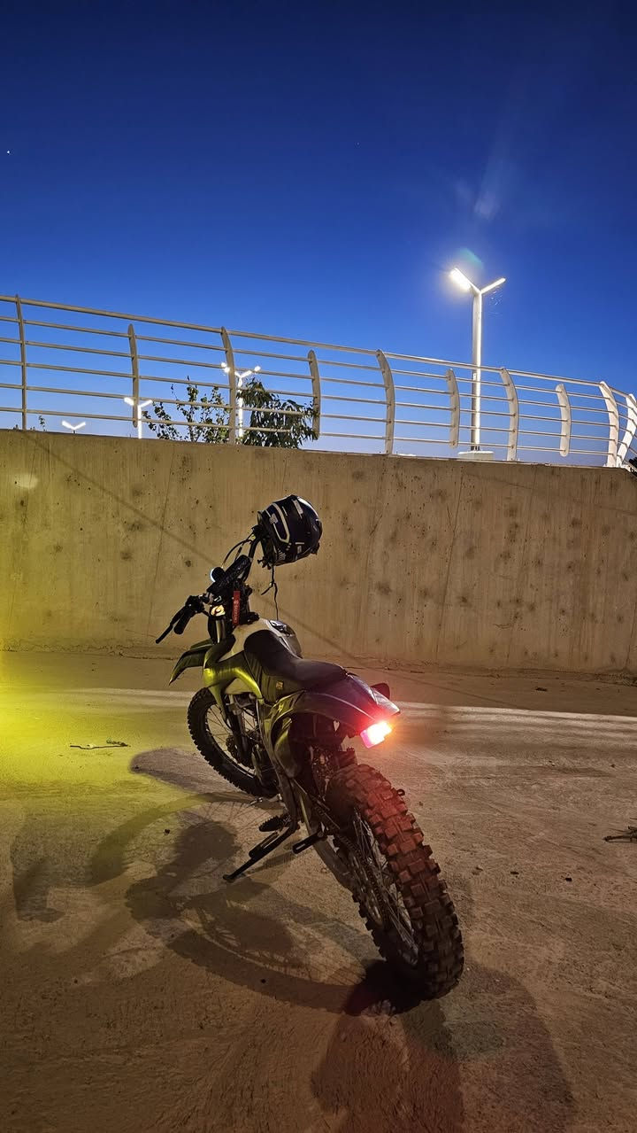 قفاز Xmotos 300cc للبيع رقم وسنويه مكاني بابل نضافه 80 % رقمي ***********
