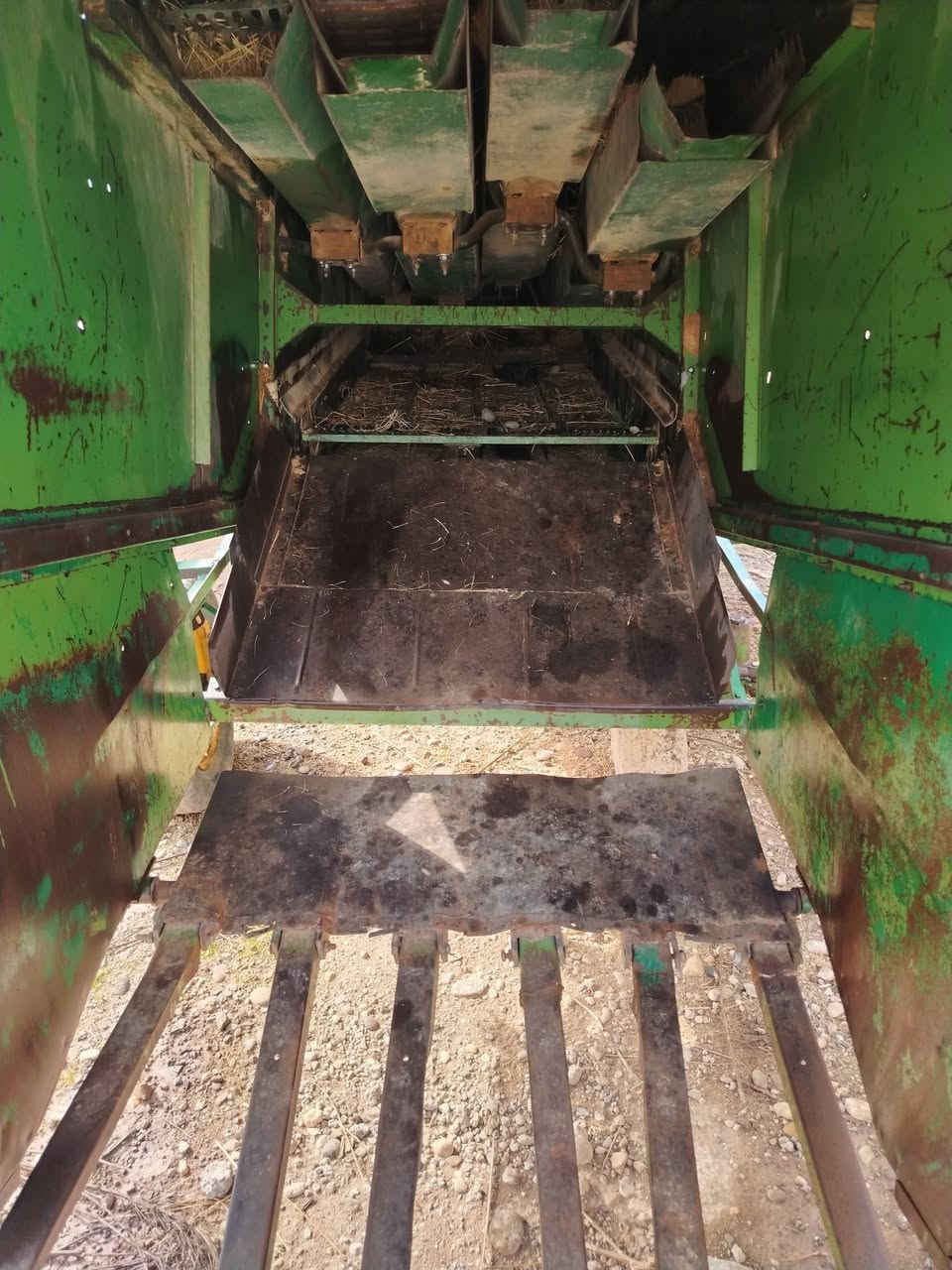 لسلام عليكم حصاوده جوندير للبيع موديل 1982محرك كير اكسن شرط تواير نص عمر بيه وكاله  بسمي.. المكان محافظة صلاح الدين قضاء الشرقاط.. الأستفسار ع رقم.. ***********. واتساب. اتصال.. فاروق... ***********.. عبدالعزيز
