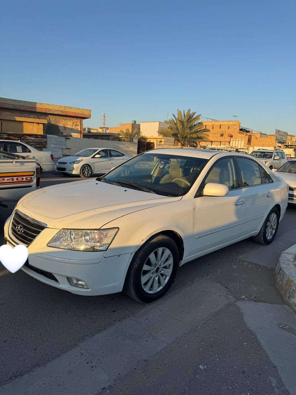 سوناتا امريكي 2009
محرك 2.400 
فول مواصفات تخم تاير فتحه سقف 
تدفئه تبريد كلشي شغال 
بيها صبغ اربع قطع 
رقم بغداد بأسمي تحويل ثاني يوم 
مكاني الفلوجه السعر 110 وبيها مجال 
هاتف : ***********
