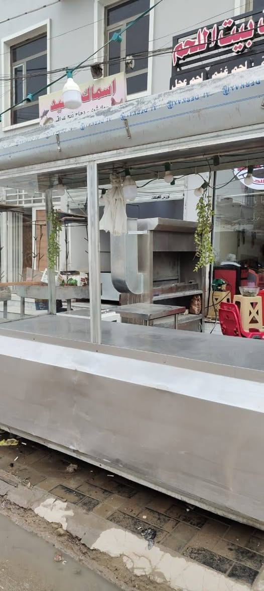 ياالله سلام عليكم محل قصابه ومشويات للبيع
محل كامل من كلشي جام خانه خارجية وداخلية كنارة برادات3 مجمدات2 وحدة جبيرة وحدة وسط ميز عدد 4 سل ستيل غذائي شواية جديدة غراض نضيفة جدا كندة تركية درجه اولى سنك جديد بختصار محل كامل مكمل  موقع ممتاز الزعفرانية شارع الكهرباء قرب مكوى الامير يم المحل مخبز ومخضر واسواق وابو سمج ودجاج وعمارة فوكا وبصفة هم عمارة عن قريب تفتح بيها محلات 4 ع شارع عام سبب البيع خلاف بين الشراكه دخل المحل خير من الله لفات ماشية لان شارع عام مدارس وتكاتك وخطوط كيات ومن الله التوفيق
*********** واتساب 
***********
