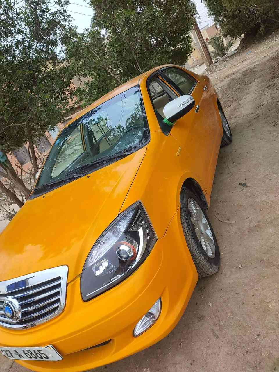 سلام عليكم جيلي موبل سياره حلوه ونضيفه مكينه توني شادهه صار اقل الشهر تخم تاير سنويه ٢٩ السعر ٤٧ وبيهه مجال حك الجيه ***********
