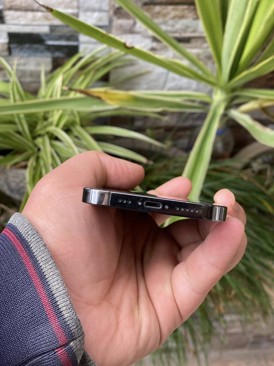 سلام عليكم
iPhone 13 Pro 
ذاكرة 256
بطارية 74 قطارة
تك
فيس إيدي شغال
نموذج M
وتر بروف 
جهاز شرط ما مفتوح تخلي بل ماء وتاخذو
كامرة X0.5 كامرة واسعة ما شغالة 
جهاز نضيف كدام العين 
سعر 480 وبي مجال 
استفسار اكثر أتصل 
*********** واتساب 
مكاني موصل ايسر
