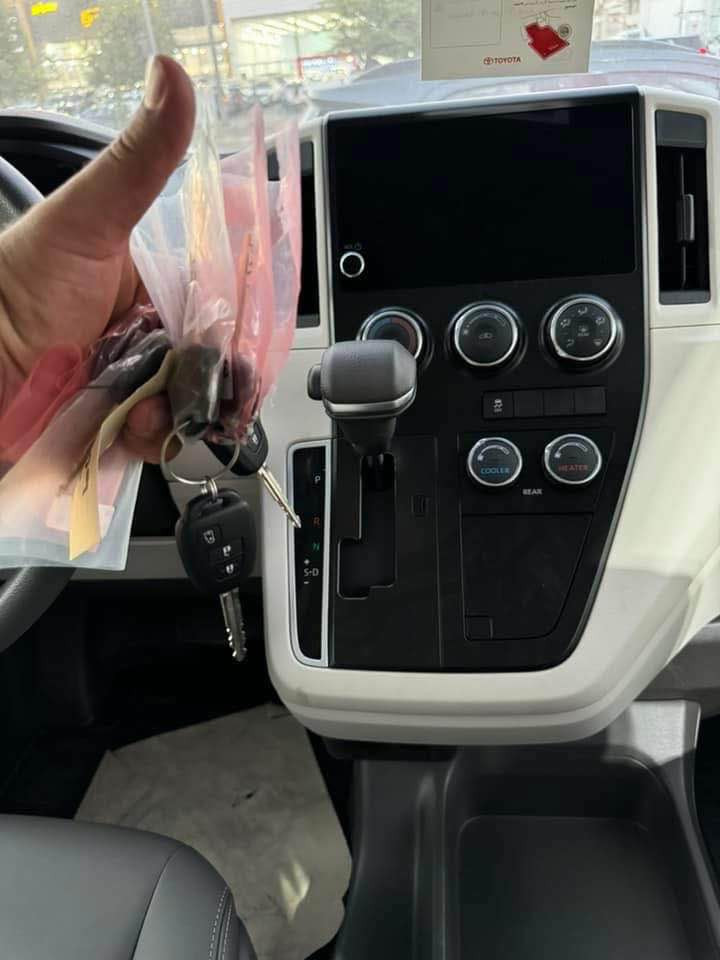 هایس ٢٠٢٦ زیرو
فول مواصفات كير اتوماتیک
بانزین
***********
*********** السليمانية, العراق
