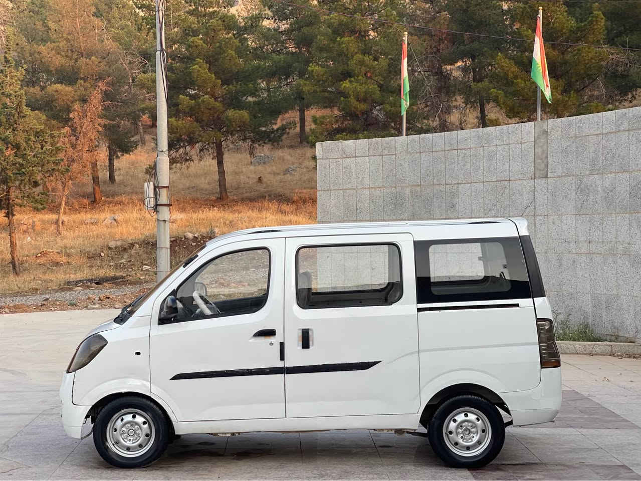 بەناوی خوای گەورە و میهرەبان شتی ڕاقیم هێناوە وەک یاری مۆندیال وایە ٤ ساڵ جارێک شتی وا هەیە 

شۆفلێت مینی پاس N200

سحری قفڵ قفڵی بۆ مەحامەلە تەلەفون مەکە (14) قفڵ قفڵی

هەزار ماشاءالله لە تایبەتی لە خاوێنی ئەو سەیارە
گێڕ و مەکینەی بیلادی 
تەبرید سارد ❄️❄️وەک سەلاجەیە تەبرید مەرکەزی 
بێ بۆیاخ بێ لێدراو بێ خایس 

٣ ڕیز کوشن  ٤ دەرکا 

٤ تایەی تازەی خراوەتە ژێر 
کامل گێچەکانی ئیش دەکا بەشەرت 
کامل کارەبای بەشەرت 
نەبوە و نابێ لەوە مەزبووت تر 

هەتا بڵێی توند و تۆڵ و بەکێشە 

بەنزین هەرناخوا 

سەیارەکە لە شەریکەیەوە یەک دەستە واتا ١٥ ساڵە یەکدەستە 
تا ئەو دەقەیەی هاتە لای من مەکینەی نەکرابۆوە ئەوەندە خاوێن ماوەتەوە 
مەکینەم تازە تەحمیر کردوە لۆک لۆک نەبوو نەتەوێ بەشەرتی ١٠٠ وەستا دەتدەمێ 

هەتا بڵێی لێخوڕینێکی خۆش و بەهەڵمەتی هەیە 
تەبریدەکەی وەک سەنی نەبوو نەتەوێ

قفڵ قفڵی ١٤$ گەڵایە 

شوێنمان ڕانیەیە لەخزمەت هەموو لایەک داین ژ.م *********** رانية, السليمانية
