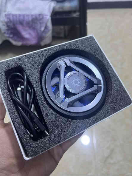 مبرد ايباد الحجم الجبير كامل ملحقات سعر 15 فقط خاص ماعندي بي مشكله راسلني واتساب ***********
