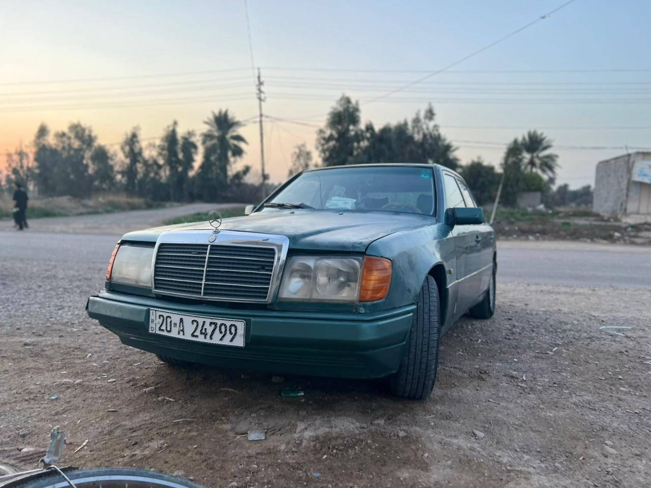 سياره مارسيدس دب 1986مكينه محور vvt3000مكينه وكير خير من الله سياره مرتبه مصروف عليهة منضومه تبريد كامله رقم ديالى مشروع وطني لل29تخم تاير صدر جديد سيارة يرادلهة ترتيبات خفيفه رقم اتصال ***********
