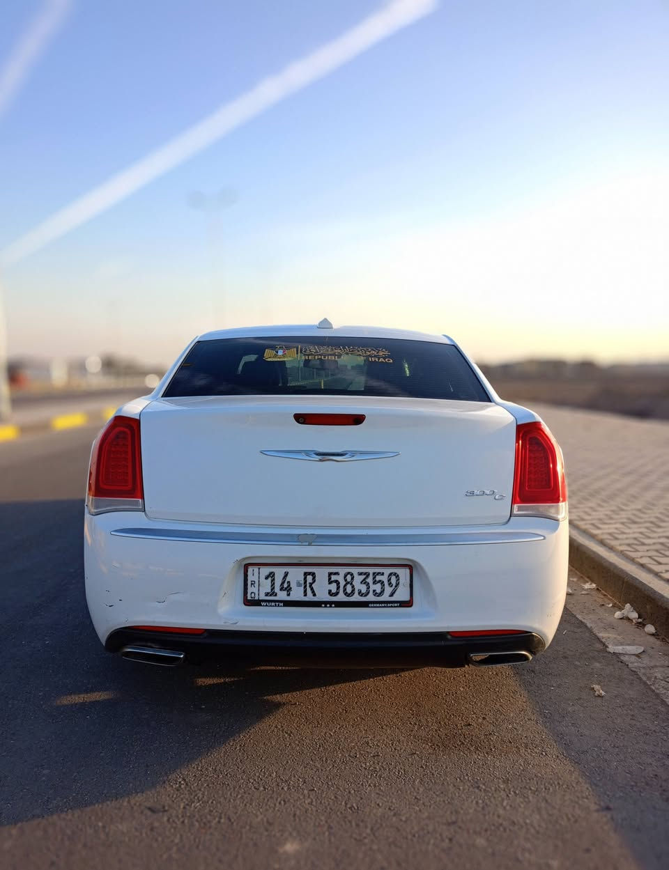 السلام عليكم 
اوباما بلاتين يوم 
RT محرك 5700
اصل موديل 2015
مرمزة 2023
رقم بصرة توني رقمتها تحويل ثاني يوم
معروفه مواصفات البلاتين يوم
مواصفات خاصة
فتحتين 
رادارات
تشغيل عن بعد
كشنان حضن جلد نقشة بقلاوة من الشركة
كشنات حضن تبريد تدفئة
خزن وضعيات قيادة + دوسة بريك بانزين صعود ونزول
مانع نزول منحدرات
ستيرن تدفئة
داخل صاج خشبي بلاد
ويل موزة كروم + طخم تاير توني شادة
مري نيكل
بيها بعد مواصفات خير من الله
مكان بصرة سعر 188 وبيها مجال
اتصال ***********
