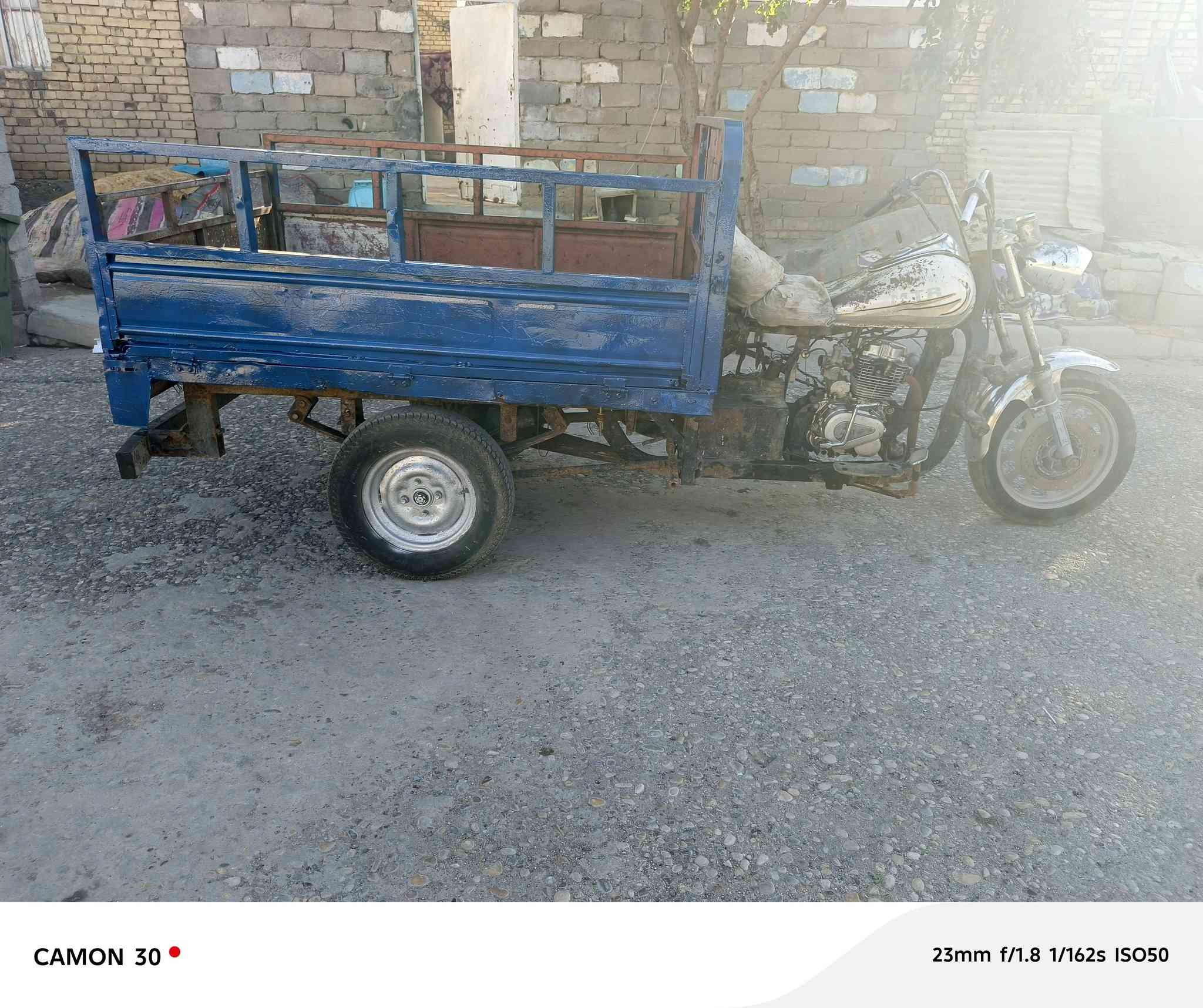 سلام عليكم ستوته البيع جهازه شاصي مكفول المحرك مكفول من تنقيص وال تبخير ستوته وراق ضايعه مكفول عشاير ستوته تخم تاير بدي نضيف الشراي ينتصل *********** شباب اني مكلف بل نشره
