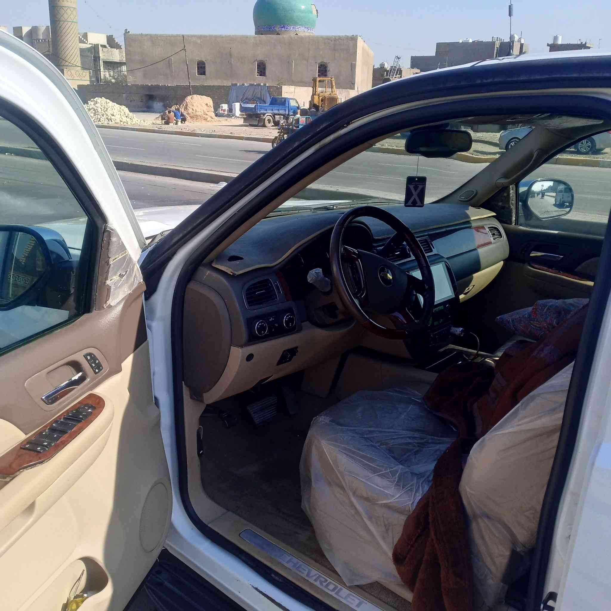 السلام عليكم
تاهو موديل 2010
فول مواصفات رقم كركوك تحويل ثاني يوم 
الشراي يتصل ***********
