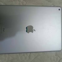 ايباد ٩ • للبيع • خاص