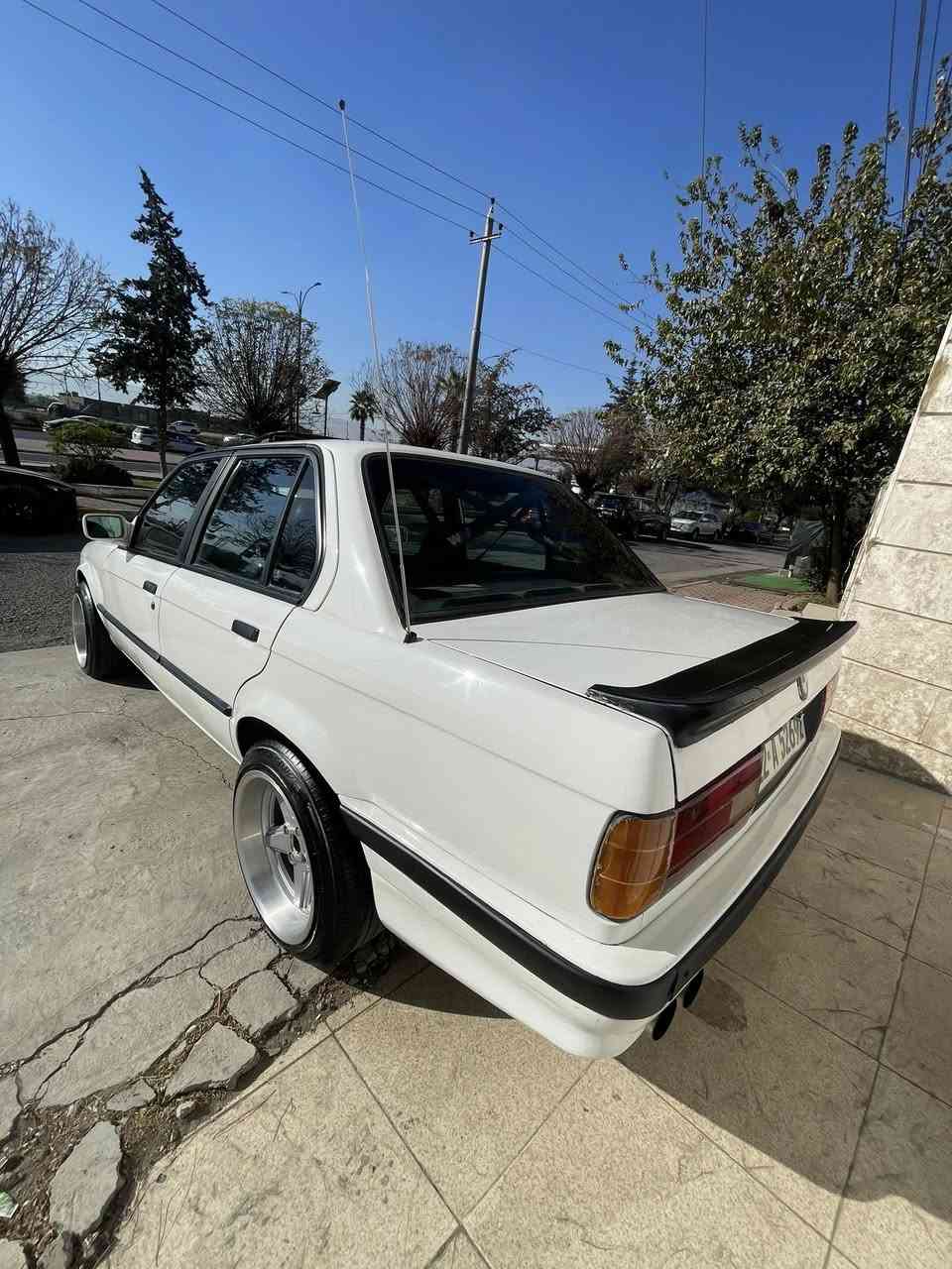 ماشاءالله

مەکینەی ٢.٨ 
گێڕی zf
شوتەی سپۆڕت یەدەرسی لەسەرە ئەکسلی ٣.٢٣ 
کوشن جلدو کارەبا سقفی شامۆ  امپی ڤایەر  بۆ بەسراوە سەنەوی تازەیە تا ٢٠٣٠ 
سالۆنسای کامل بۆری بەشی دواوەی سپۆڕت 
 سلایت ئەقلی ٤١٣دەسکاری باکفەیارو ئاگری بۆ دانراوە 
تاقم پیشی تازە گۆڕاوە لەگەڵ دەبلەکانی بیشەوەی
ویلو تایەی سپۆڕت 
*********** سعری ٥٧گلاو معامەلە
