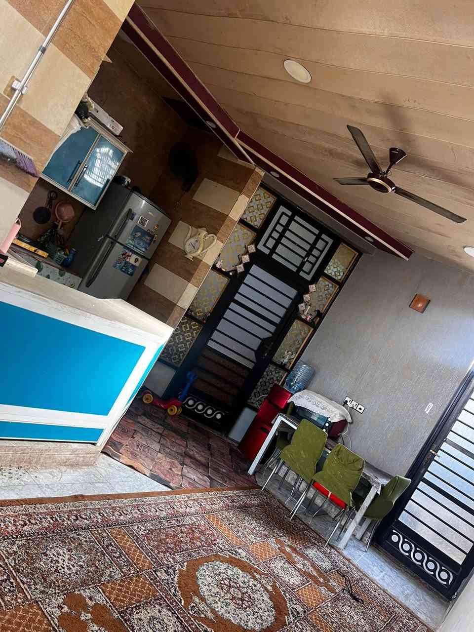 اللهم صلى على محمد وآل محمد 
🏡 بيت للبيع طابقين مساحه 200
📌 نوع العقار طابو صرف 

📌 بناء 🚧 جديد
دزاين حديث

الطابق الاول :
📌غرفه وصاله وحمامات  وديوانيه  

والطابق الثاني : 
📌 غرفه وصحيات وصاله.  
مع هيكل غير مسقوف غرفتين 

🛣️ عنوان البيت :

حي الزهراء _ مقابل الشركه الهنديه 

للاستفسار اكثر 
*********** ☎️ واتساب 
#ماء
#كهرباء
#تبليط
#مجاري
#طابو

@إشارة
