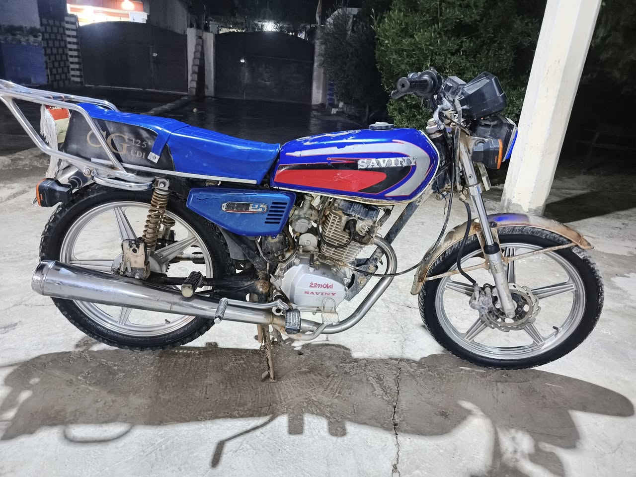 سلام عليكم دراجة سيفان موديل 20 بيها خيط بخار دراجة خير من الله كهربائيات كاملة نقصها فقط بك لايت وسلف السعر 350 وبيها مجال للطيبين شراي يتصل *********** مكاني دلي عباس سراجق
