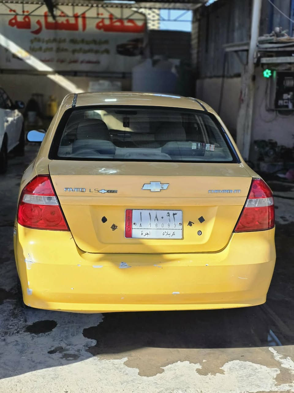 سلام عليكم سياره افيو موديل 11 اتوماتيك سياره حلوه ونضيفه المحرك مفتوح مو مسكر بيهي جاملق امامي مبدل  مكفوله من كير ومحرك وكهرباءيات وحداديه نص عمر وتبريد عايز بس غاز بيهي ويل كب 15 وسياره بسمي وسنويه لغايه 2028 مكان سياره نجف كوفه  سعرهي (63) وبيهي مجال وتصال عل رقم ***********
