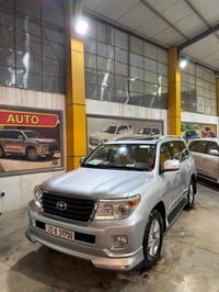 لاند كروزر • ٢٠١٣ • بريم اصلي