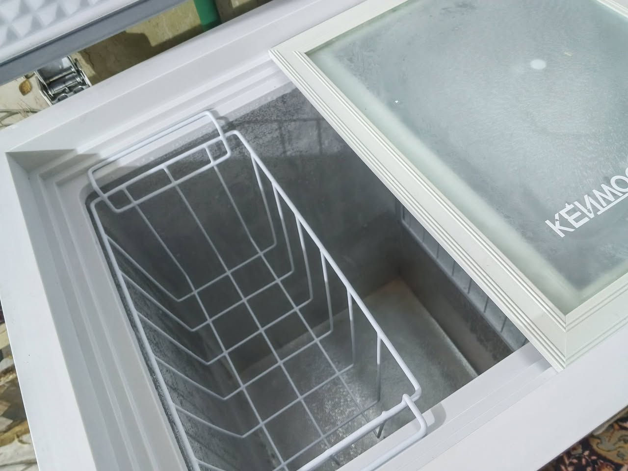 السلام عليكم
مجمده جديده. للبيع ممستخدمه صار اسبوعين من جبته جديده لوك. للبيع السعر 350 وبيه مجال للشراي.  للاستفسار الاتصار ع الرقم ***********. وات ساب
