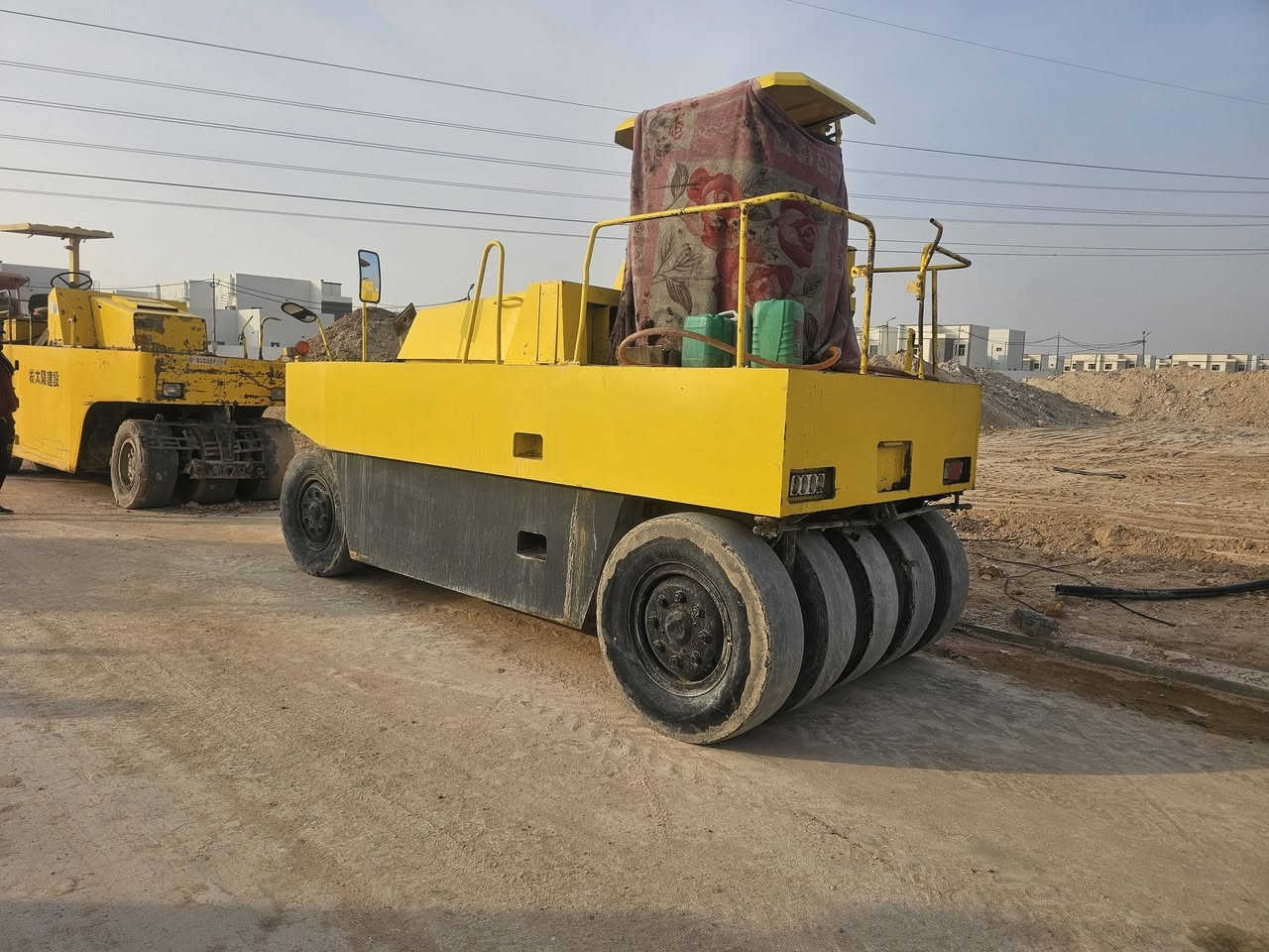 حادلة مطاطية بطة للبيع  ***********
