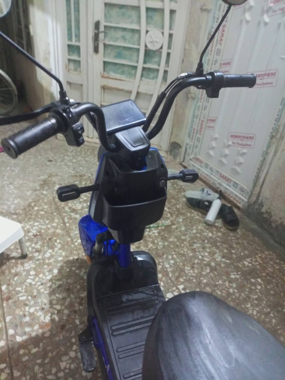 بايسكل شحن (ساونة) بحالة ممتازة للبيع! 🚲🔋
​لكل يدوّر على الراحة والنظافة، متوفر بايسكل شحن من شركة ساونة (Sauna) المعروفة بجودتها، البايسكل نظيف جداً وكل شيء بيه شغال 100%.
​المواصفات:
​البطاريات: يحتوي على 4 بطاريات قوية وعمرها طويل.
​السرعات: 3 سرعات مختلفة لتناسب سياقتك.
​النظافة: بحالة ممتازة وجاهز للاستخدام مباشرة بدون أي نواقص.
​📍 العنوان: كربلاء - حي الإمامين (مقابل حي العباس)
💵 السعر: 350 ألف (وبيه مجال)
​للإستفسار أو الشراء، يرجى مراسلة الصفحة.


**إذا كنت صاحب هذا الإعلان وتريد حذفه لأي سبب، رجاءا أرسل رسالة إلى الدعم الفني**