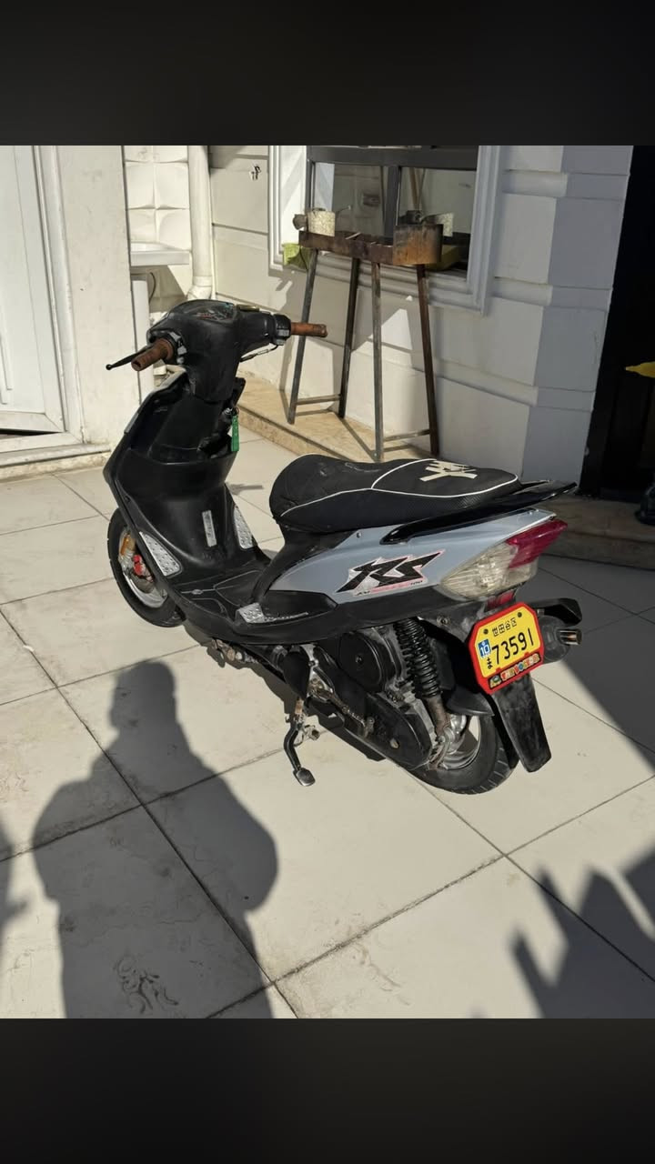 سلام عليكم مرخصت الادمن المحترم ماكس عدله للبيع دراجه كلها بلاد تايرات جدد باتري جديد توني شديتها كفرات بلاد مكينه ممفتوحه49صالصنهFMتخبل فصلتها صدر رياضي مكاني بدوره حي الصحه***********
