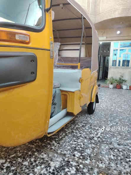 سلام عليكم تكتك للبيع موديل 2021 شهر 4تكتك خير من الله مكينة مفتوحة بيهة صبغ يم بك لايت اليمن ولغد بارد اليسر وبيهة  طخطخات بصيطة رقم التصال *********** خابر ودلل
