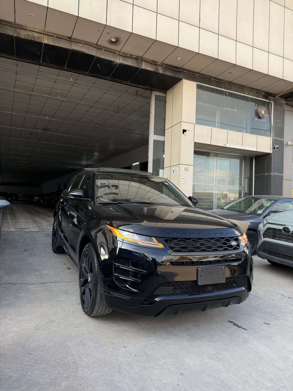 RANGE ROVER EVOQUE 2023 🔥🔥

مؤديل: 2023
وارد: امريكي 
رؤيشتن: 36,000 مايل 

حالەت: بێ بۆیاخ
مؤبايل📞: 
***********
ناونيشان:هةولير

موديل:2023
وارد: امريكي 
ماشي: 36,000مايل
صبغ: بدون صبغ
تلفون📞:
 ***********
العنوان:اربيل أربيل, العراق
