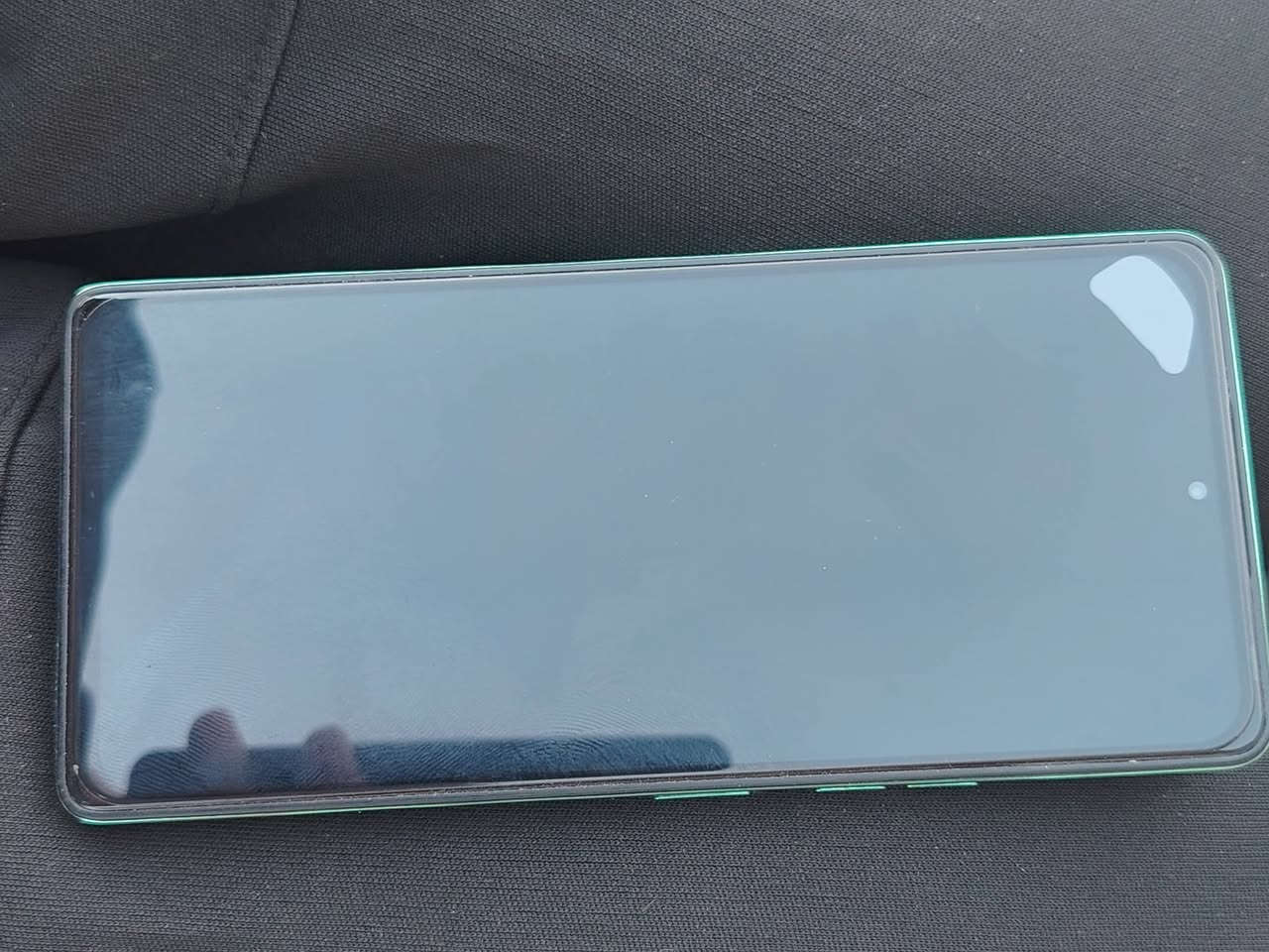 سلام عليكم شباب جهاز TECNO POVA 6Pro 5G مراوس ب ايفون شعندك نزل جهاز نضيف ماطاب صيانه كامل ملحقات


**إذا كنت صاحب هذا الإعلان وتريد حذفه لأي سبب، رجاءا أرسل رسالة إلى الدعم الفني**