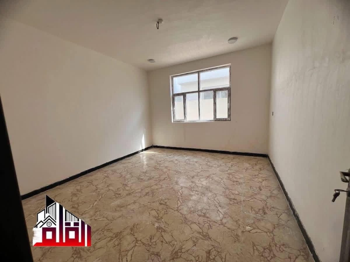 🏠 دار للبيع ابي غرق مجمع الصفوه السكني
المساحه/200م 

طابق واحد 

متكون من / غرفة نوم عدد (2) - هول - مجمع صحيات داخلي + خارجي - استقبال - مطبخ - كراج - حديقه  - مناور

( مسحوب مبادره كامله عند الشراء يتحول الكفيل فقط )

مطلوب مبادرة (70) مليون فقط.           ( تسليم مباشر)

القسط الشهري (360)الف دينار 

الدار جديد كُلياً    

———————————————-

للأستفسار  مراسلة الصفحه 

أو الاتصال على الرقم 

       سيد زين الحلو 

0️⃣7️⃣8️⃣8️⃣1️⃣7️⃣3️⃣5️⃣3️⃣1️⃣0️⃣

——————————————-

                مكتب القلم للعقار 

📍عنوان المكتب - ابي غرق - حي الحسين-قرب مشروع الماء
