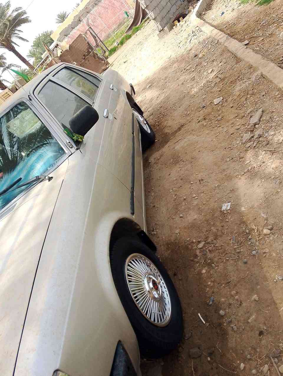 سلام عليكم كرونه البيع مكينه وكير بشرط حداديه جديده باتري جديد تخم تاير مصبوغه عام  فقط  رقم بغداد تحويل مباشر سياره حلوه   تبريد ثلج جديده بمعنه كلمه  سعر 37 وبيه مجال 
مكان سياره بابل  ***********
