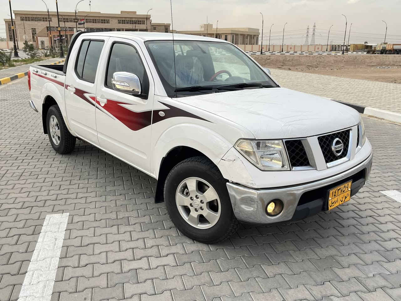 سلام عليكم نيفاره مديل 2013 كفاله ضربه وصبق وتبديل رقم أربيل تريد تحويل او وكاله مكينه وكير جدد تخم تاير حداديه جديده تبريد ثلج كهربائيات عامه شغاله  السياره جاهزه من كلشي السعر 108 وبيه مجال رقم الهاتف *********** العنوان البصره
