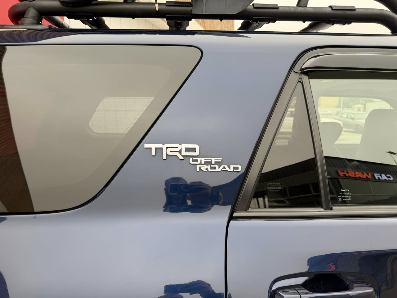 ‏TOYOTA  4RUNNER TRD Off Road
~ تويوتا 4 رنر  
~ لون نيلي 
~ وارد أمريكا  
~ موديل 2022
~ محرك 6 سلندر  / V6 
~ مواصفات  TRD Off Road Prenium
~فول مواصفات 1/1
~فتحة ( سيلايت)
~بصمة 
~ دبل أكسل ( 4*4) ونظام الزحف الخاص ب trd
~ شاشة كبيرة
~   كاميرة خلفية
~ كشن  جلد كهربائي وتدفئة مقاعد امامية 
~ 4 كامرات
~ داخل اسود 
~ رادار امامي و جانبية 
~تحديد سرعة 
~نظام ECO
~ حجم تايرات١٧ ويل بيلادي 
~ (  5 ) خمسة راكب 
~ ماشي 20 الف ميل 
~ سيارة بدون صبغ 
~ بيها بارد بالجاملغ والبنيد 
~ ايرباك سترن وبردة 
~سيارة رقم بغداد  
~صورة حادث موجودة 
~ مكان السيارة بغداد السيديه 
للاتصال. ***********
