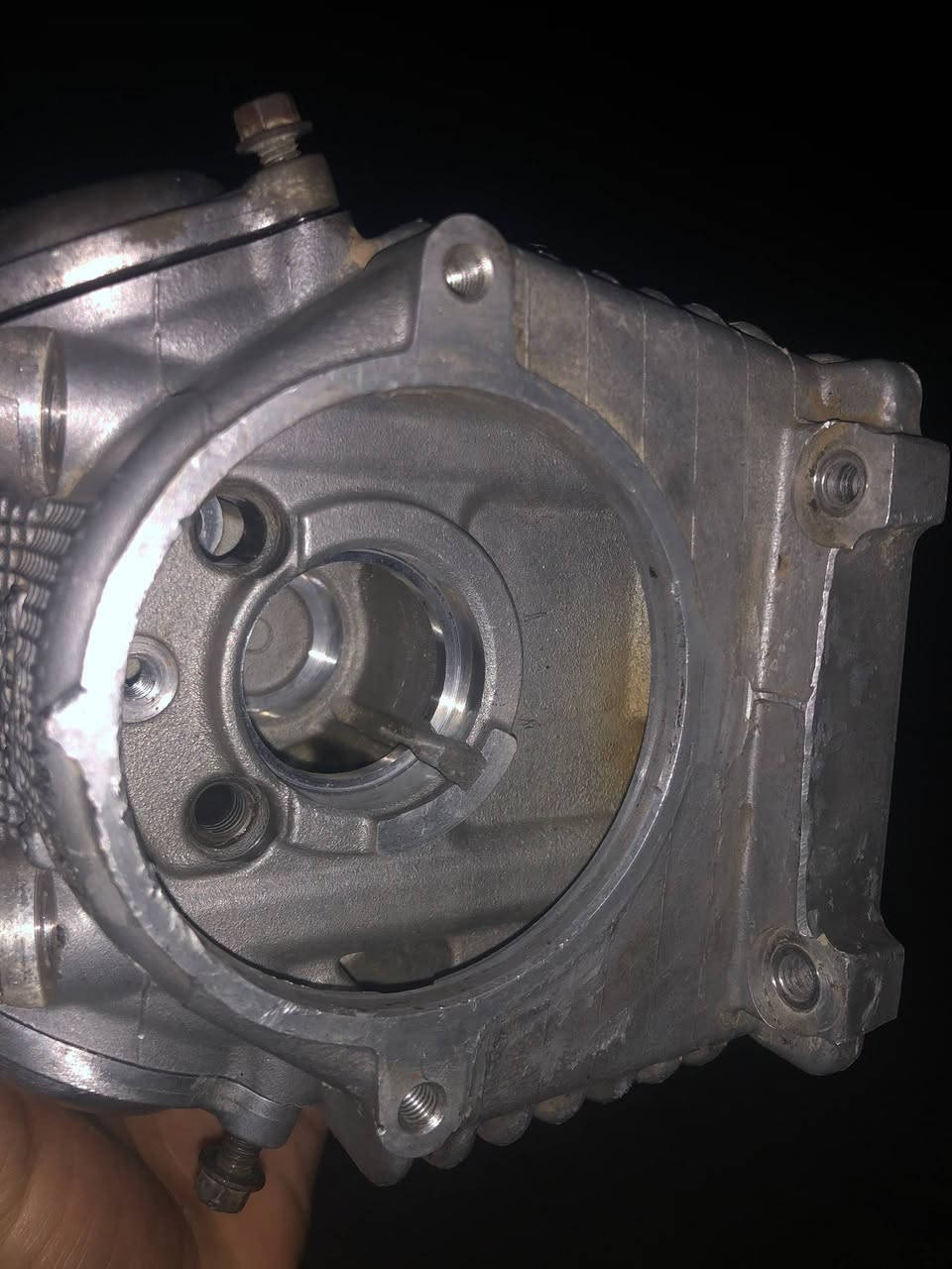 كور سكنس بلادي 
نضافة موضحه بالصور 
نقص ولفات وكام شفت 
السعر 80 وبي مجال
مكان بغداد الشعلة 
توصيل ماعندي


**إذا كنت صاحب هذا الإعلان وتريد حذفه لأي سبب، رجاءا أرسل رسالة إلى الدعم الفني**