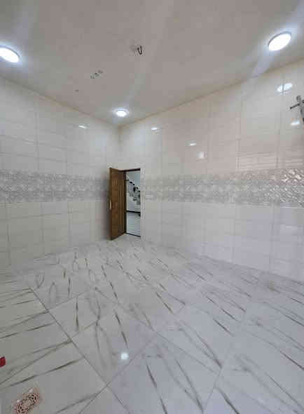 🏠 دار حديث للبيع
📐 المساحة: 150 متر
📜 طابو زراعي عراقي

يحتوي على:

غرفتين

صالة

مطبخ

دوانية

صحيات

كراج وحديقة

📍 العنوان: البصرة – أبي الخصيب – محيله
🔌 جميع الخدمات متوفرة
💰 السعر: 90 مليون وقابل للتفاوض

☎️ للاستفسار: *********** البصرة
