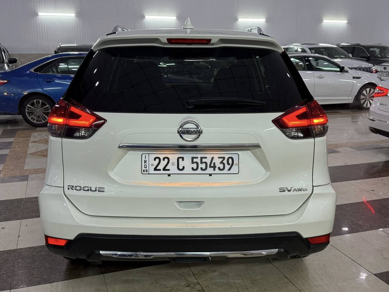 نيسان روگ موديل 2018 مواسةفات Sv awd فول ماشى 70 ميل سيارة جديد رقم سنوية كل جديد  شبر بونيد بيها صبوغ بدون دواخل بدون أيرباگ  
*********** 
ڤايبر واتساب موجود
