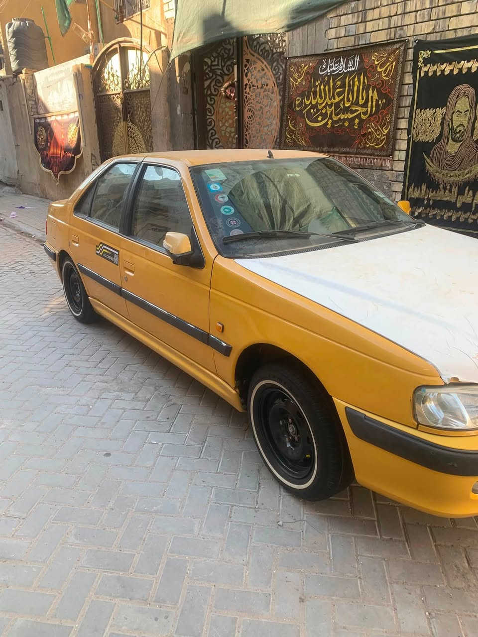 يا الله 
بيجو بارص للبيع مديل٢٠١٥ 
مكفولة كفالة عامة بس شبر بل بنيد مكينة كير صدرهة كلة جديد
بسمي رقم نكليزي مصفرة هيئة وغرامات 
ما مشتغلة تكسي علة وضع لشركة بس تخم تاير ابو خط ابيض مبدللهة 
عارضهة ٥٢ بيهة مجال بصيط 
عنوان مدينة الصدر 
***********
