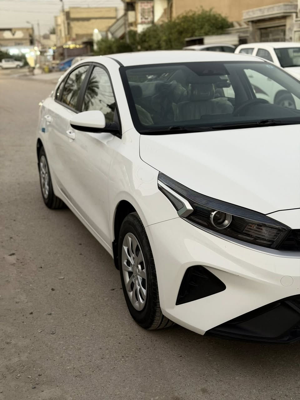 سيراتو 2024
السلام عليكم 
للبيع كيا سيراتو خليجي 2024 
 محرك 2000cc 
رقم بابل ماشية 28 الف 
سعر 179 وبيها مجال قليل
العنوان :حله
  
 ***********
